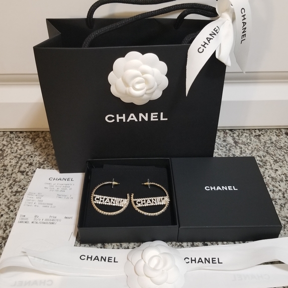 CHANEL Gold Plated.Hoop Earrings - Picture 10 of 17
